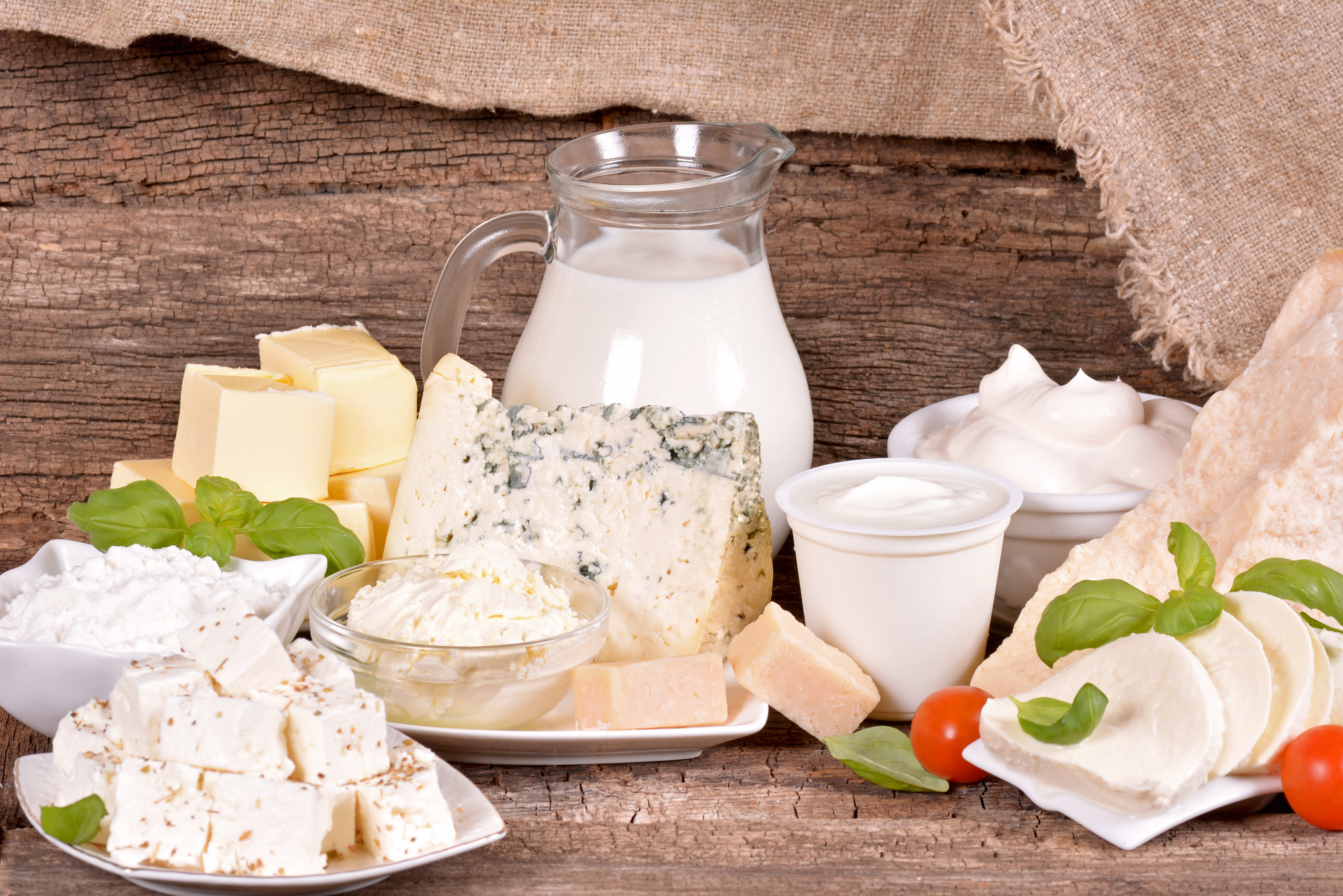 Творог масло. Молочные продукты. Молоко и молочная продукция. Молочный изделия. Кисломолосныепродукты.